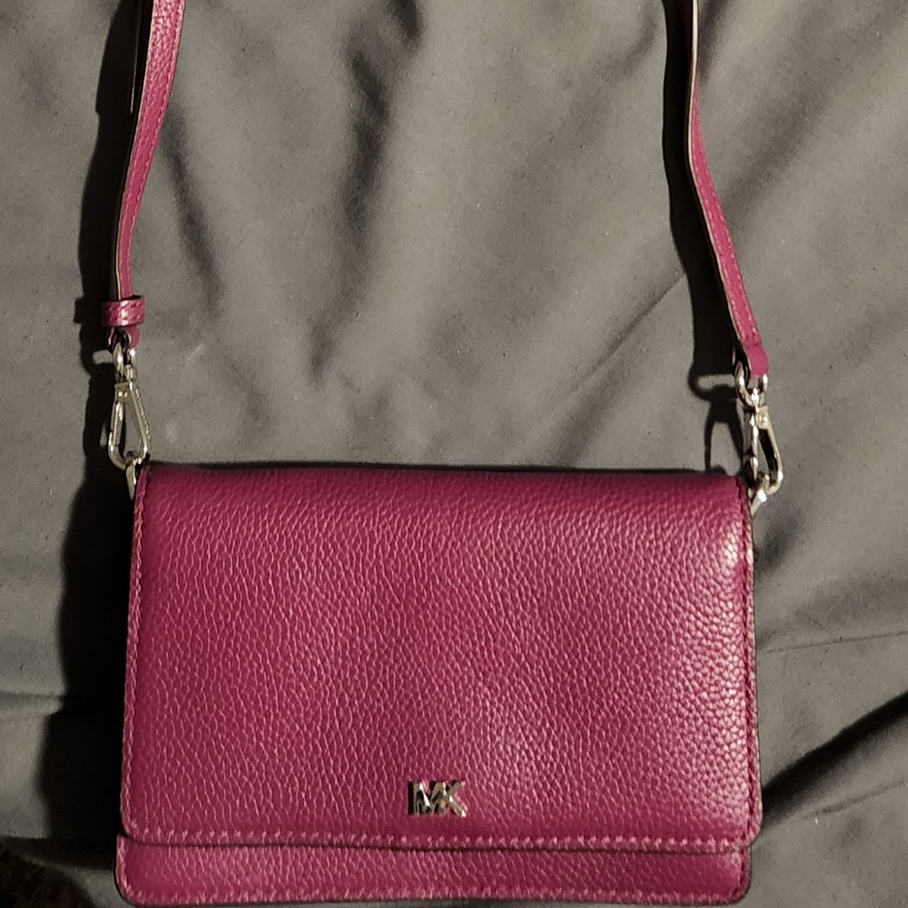 Michael Kors Jet Set Convertible Crossbody Bag/Wallet